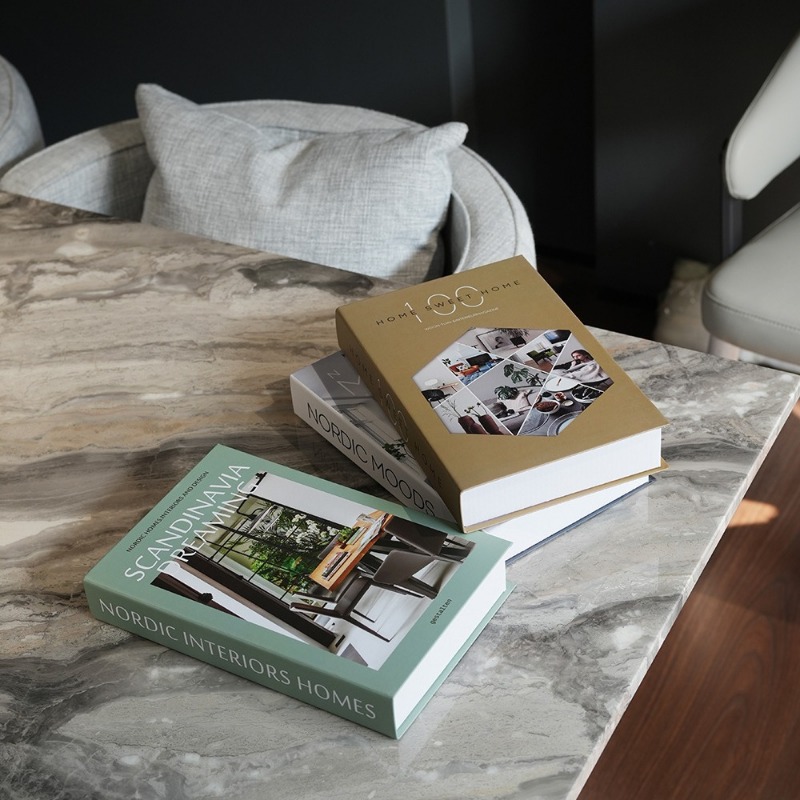 Simple Fake Books Ornament Bed - đánh giá và giá Desk Setup Plants